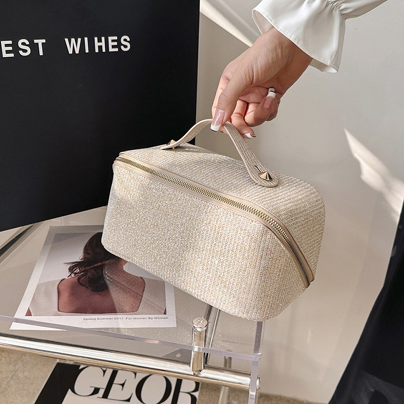 Nuova Borsa Cosmetica Portatil - Travel Accessories Pillow recensione e prezzo